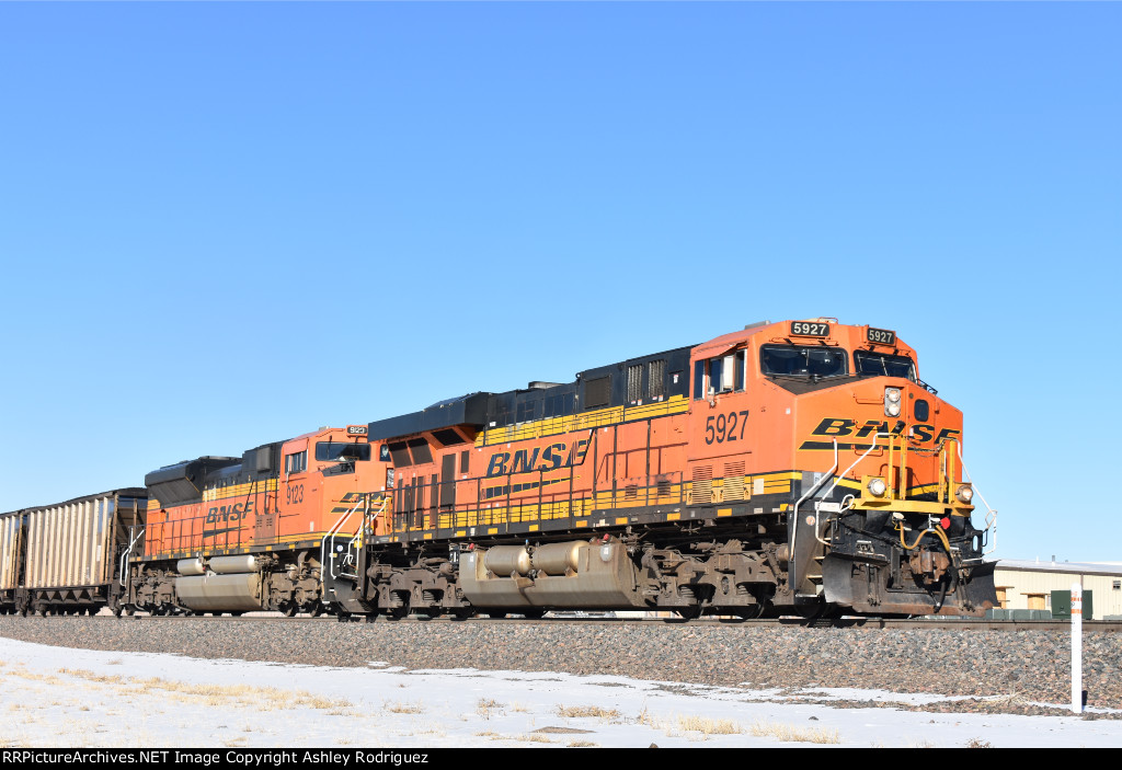 BNSF 5927